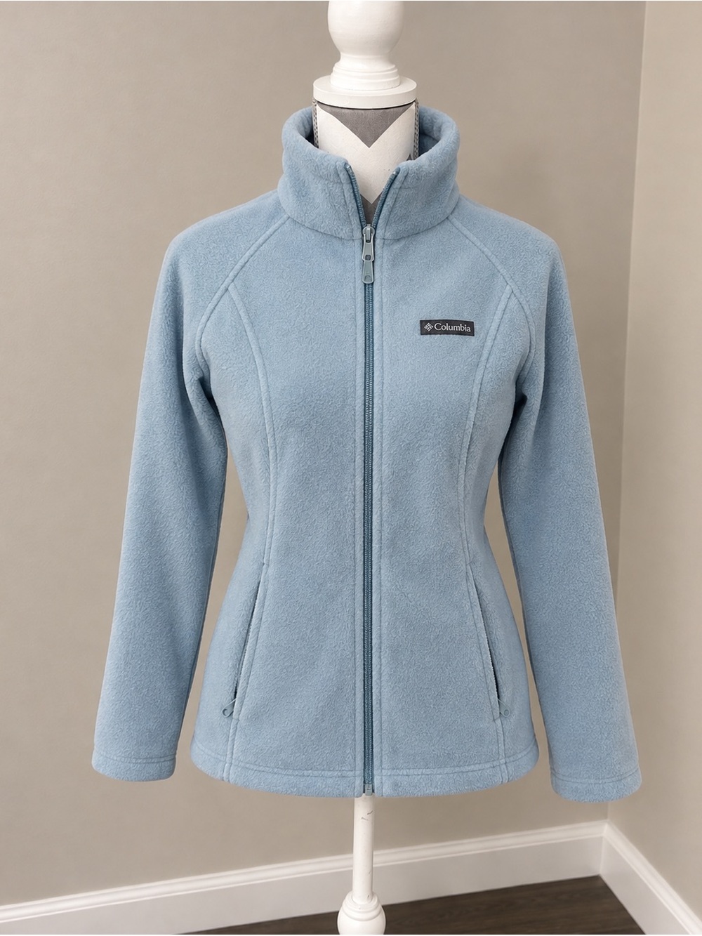 Columbia Women's Light Blue Zip-Up Teddy Fleece Jacket